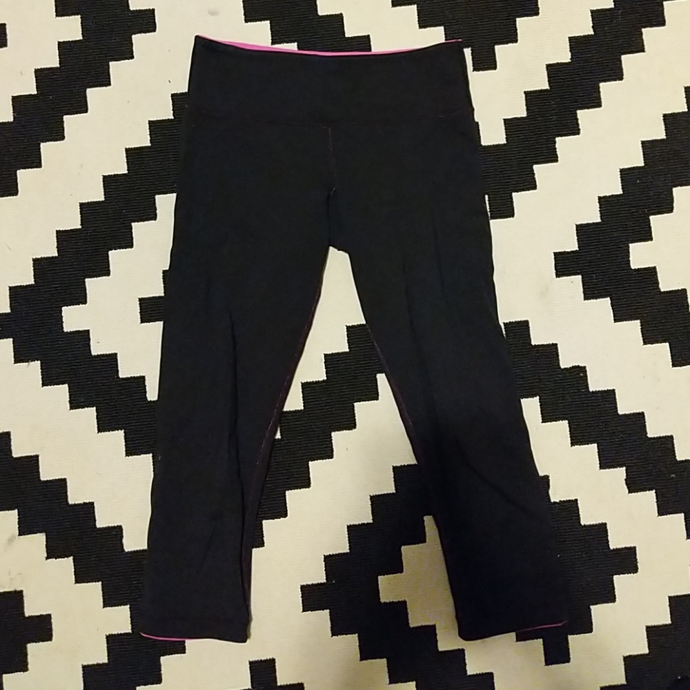Lululemon reversible wunder under cropped leggings